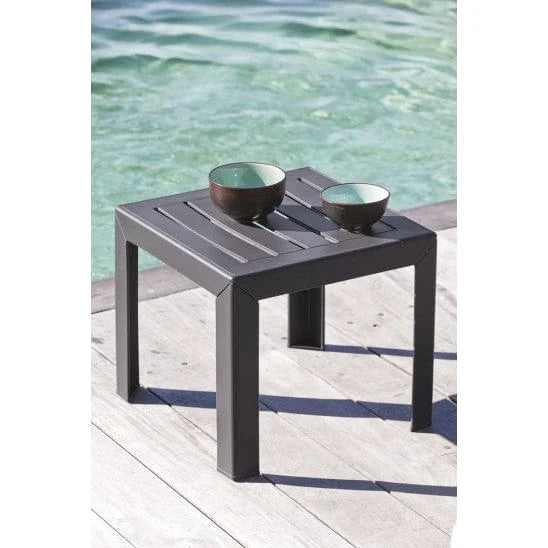 petite table de jardin pliable